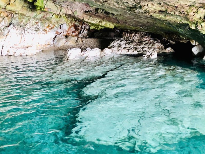 Escursione in barca lungo la costa di Polignano a Mare